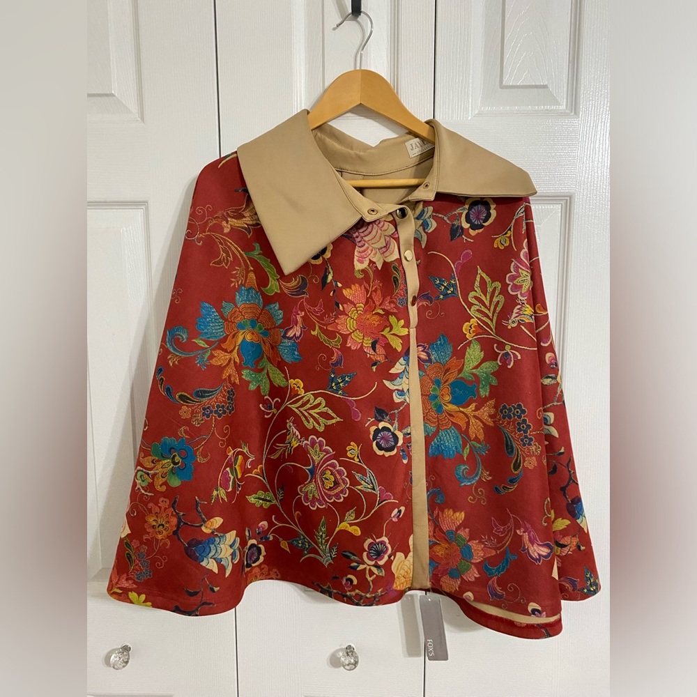 Nwot Jayley Floral Poncho